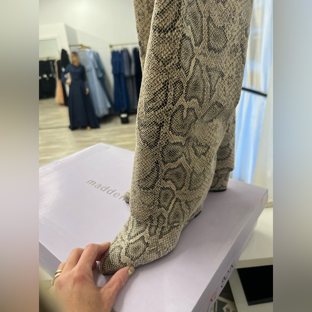 Steve Madden Beige Snake Print Boots